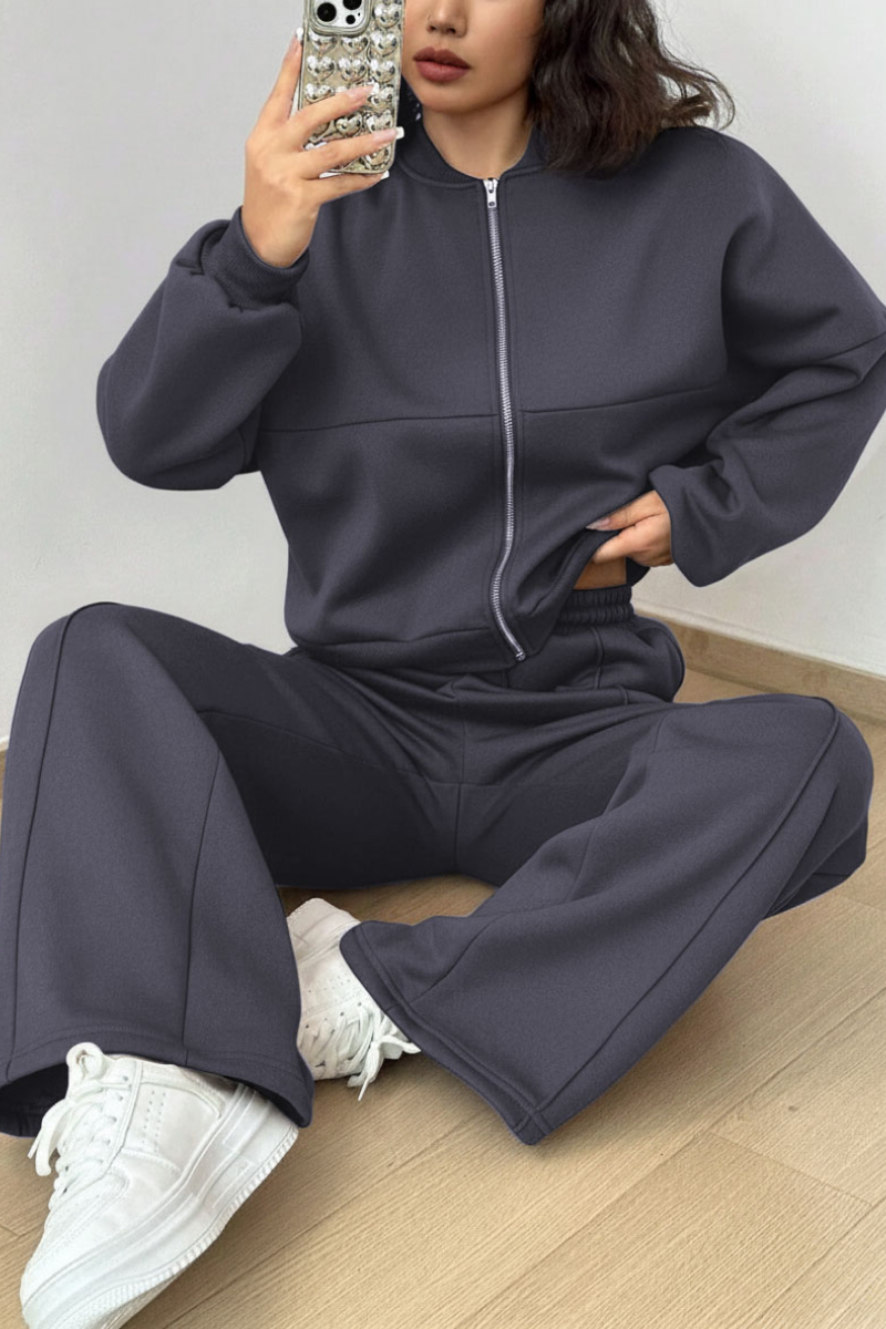 The Voyager Zip Set