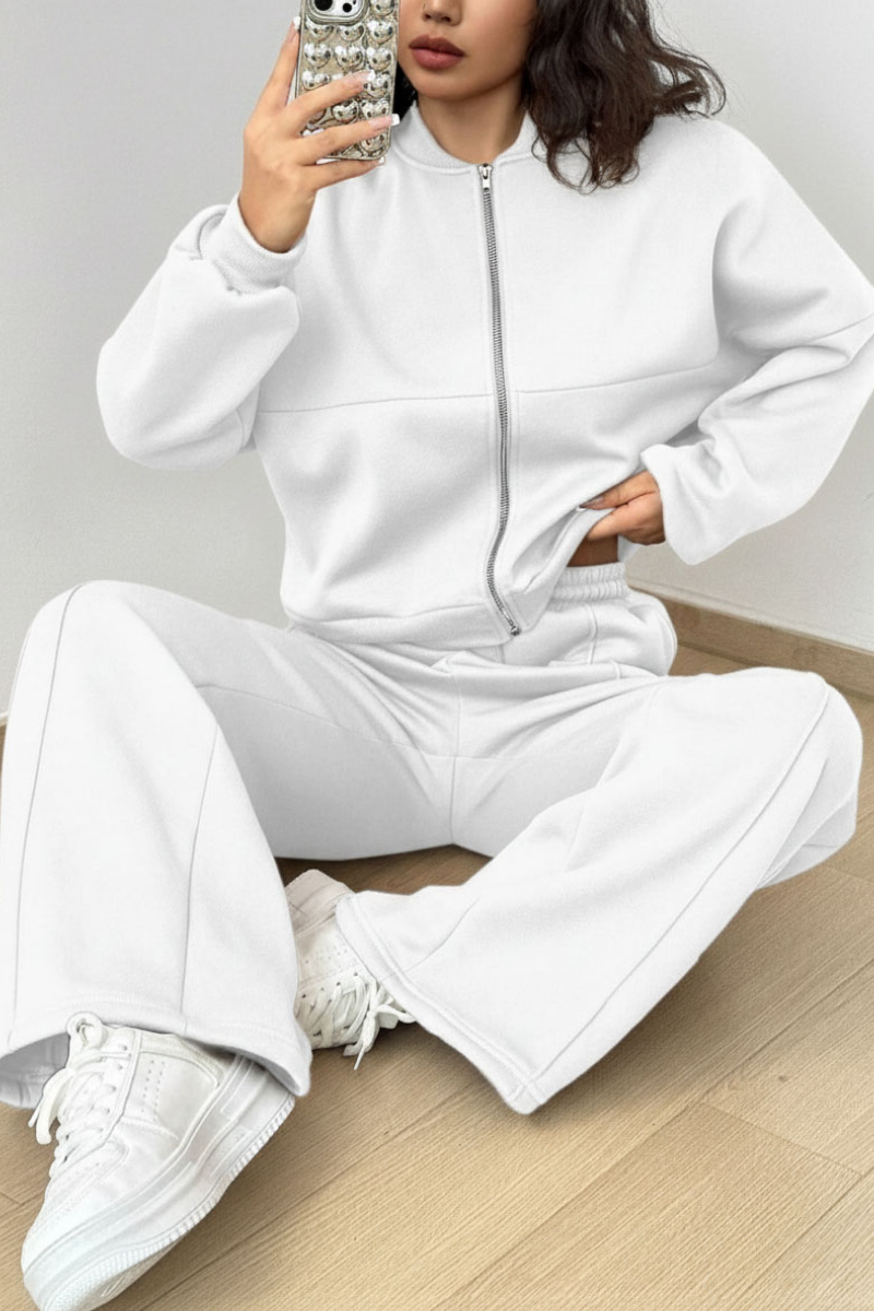 The Voyager Zip Set